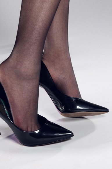 江映蓉新专辑《10》舞蹈MV引热议 网友直呼“求她火”_江南